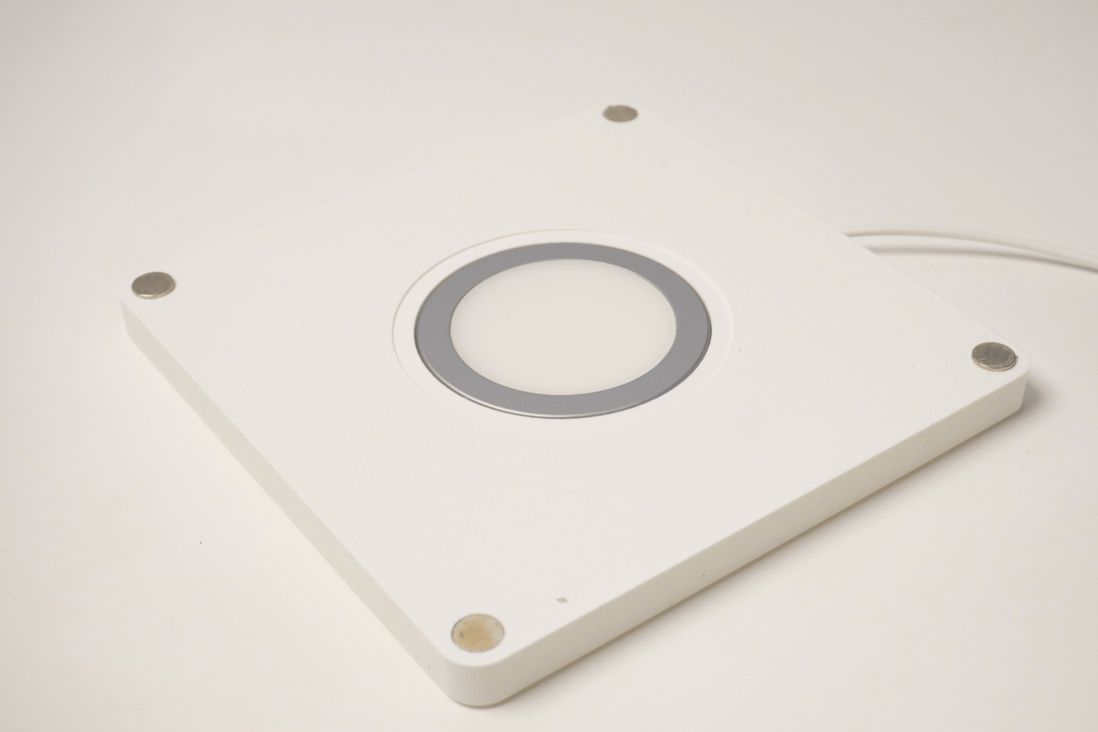 Flat base Luminark – Collection 28 Story-Driven 3D-Printable Lamps